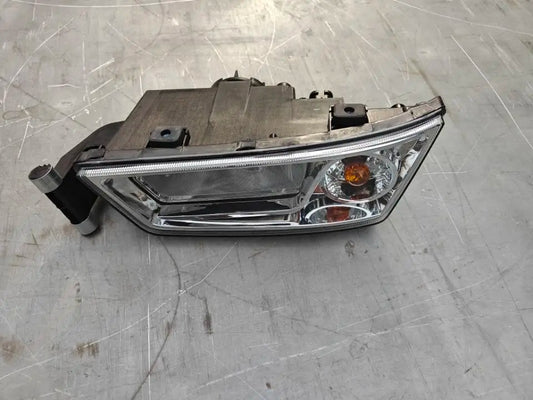 SINOTRUK SITRAK C7h Howo SITRAK C7H LED Front Fog Light 812w25320-6002 New Condition