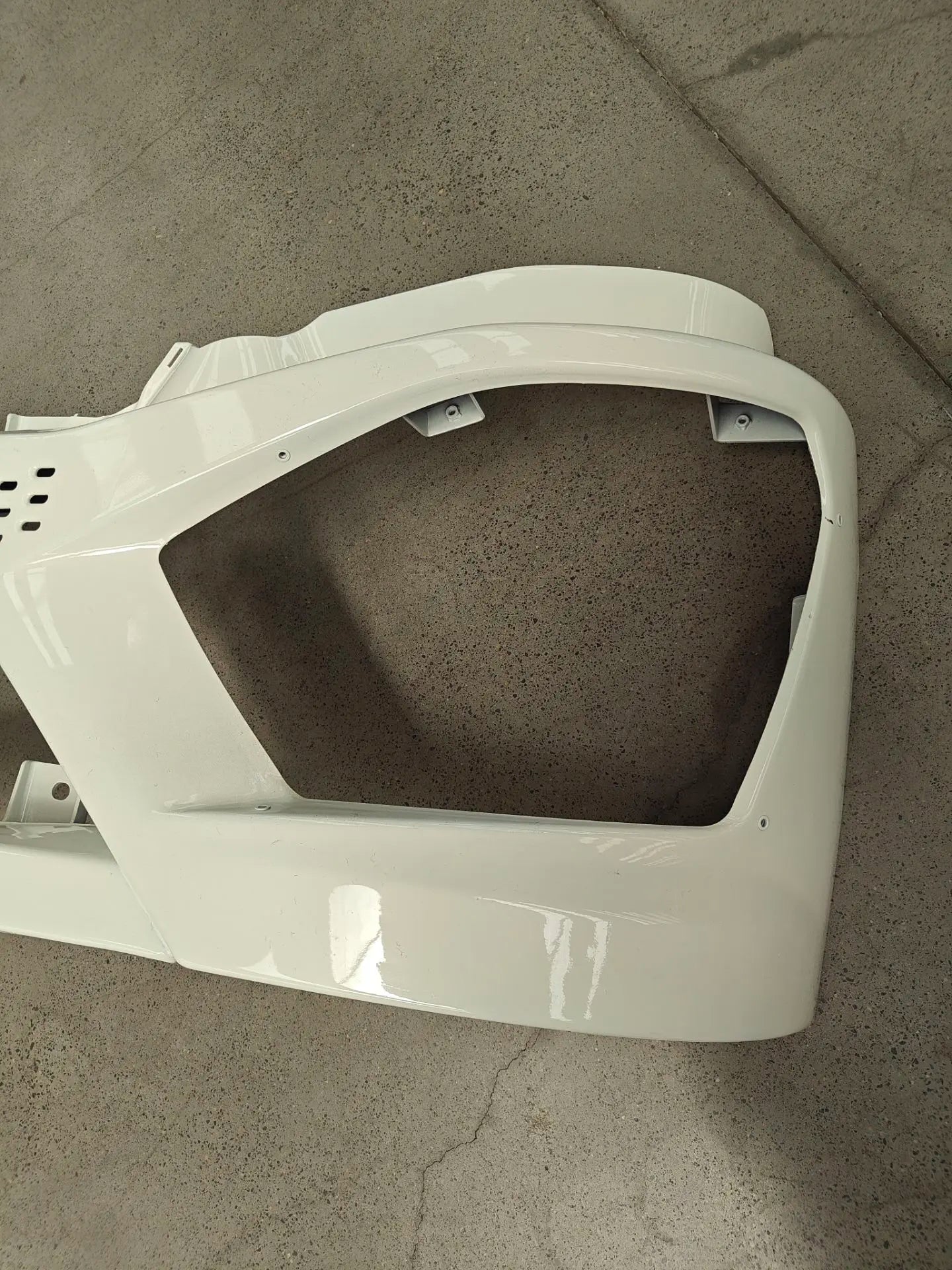 Sinotruk Howo N7B Hohan Cabin Parts Bumper WG9525930223