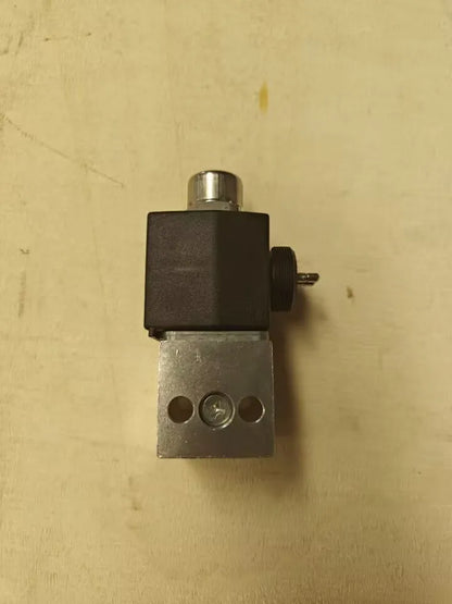 SINOTRUK A7 Howo Truck Solenoid Magnetic Valve WG9719710004 for Starter Systems