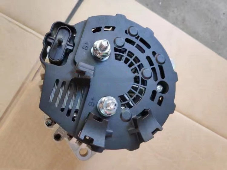 202V26101-7281 Exact Fit Alternator for HOWO T7H Truck (MC13 Engine) - 28V/110A