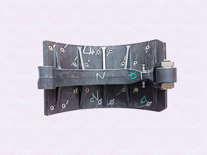 Sinotruk Howo SHACMAN Delong Truck Brake Shoes DZ90149346077
