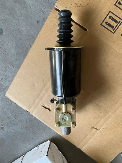 Sinotruk Howo Light Truck Parts Clutch Booster LG97162302112PJ