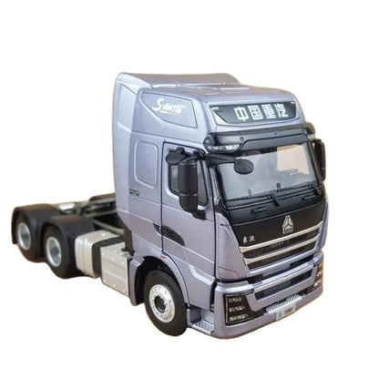 DELICATE/EXQUISITE SINOTRUK HOWO T7H 1:36 Tractor Head Model - A Miniature Masterpiece