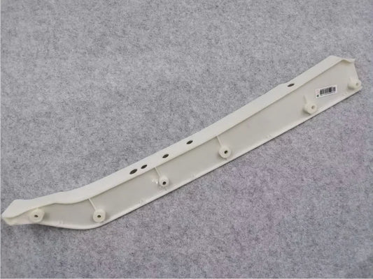 812W41610-0022 SITRAK C7H Front Bumper Decorative Sheet R