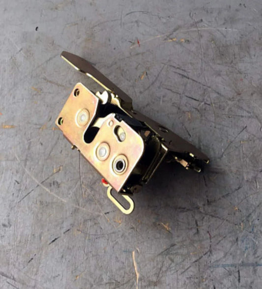 WG1664340009 SITRAK HOWO T7H Right Door Lock and Inward Opening Assembly