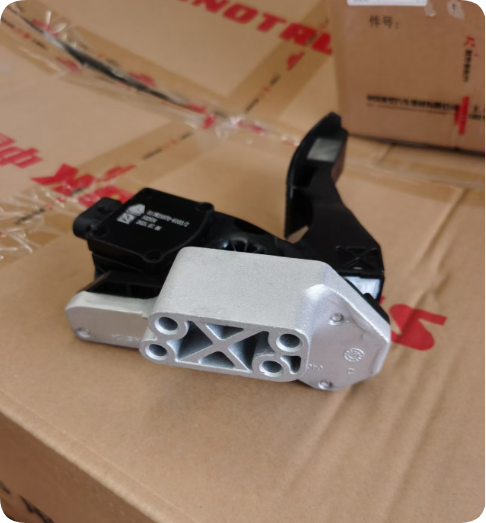 SINOTRUK HOWO T5G T7H Electronic Accelerator Pedal 811W25970-6103